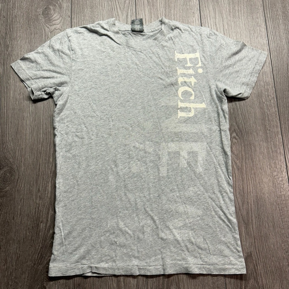 Abercrombie & Fitch Mens Muscle Fit Medium T-Shirt Gray Vertical Graphic Y2K